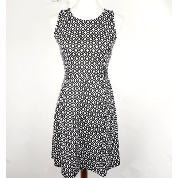 H&M Diamond Print Mini Skater Dress Sleeveless Round Neck Cut Out Back Womens S - Picture 1 of 7